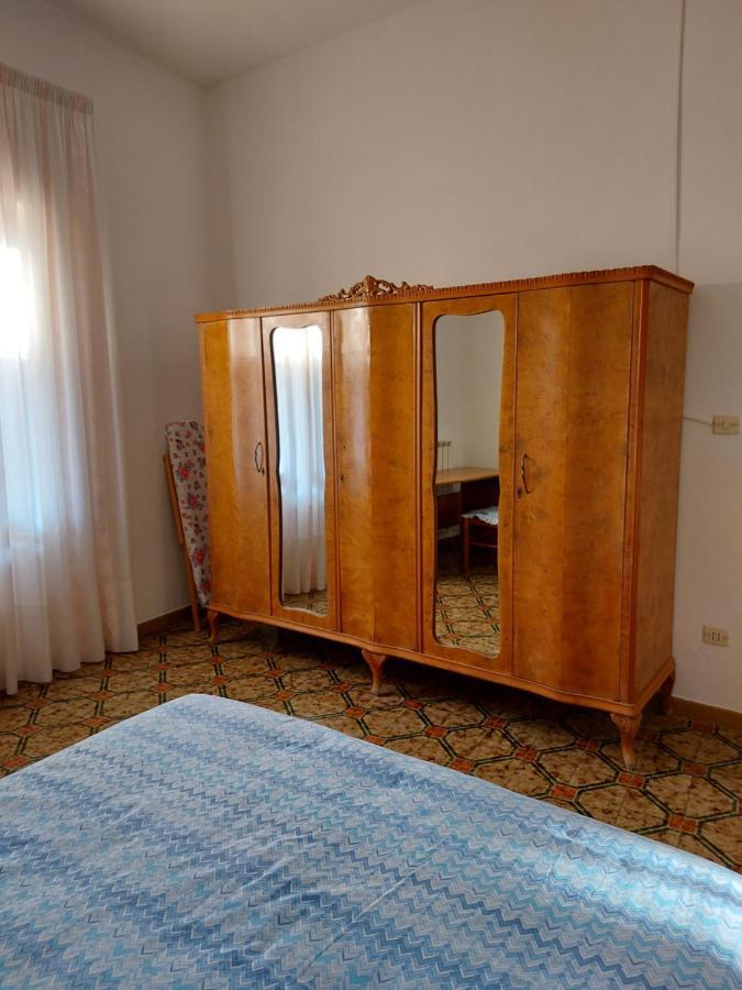 Jonia Appartamento Vacanze Vicino Al Mare Con Giardino プルサーノ エクステリア 写真