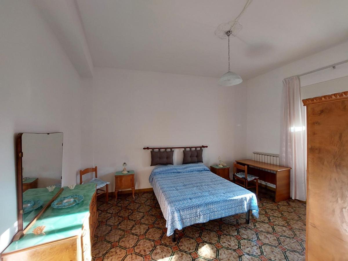 Jonia Appartamento Vacanze Vicino Al Mare Con Giardino プルサーノ エクステリア 写真