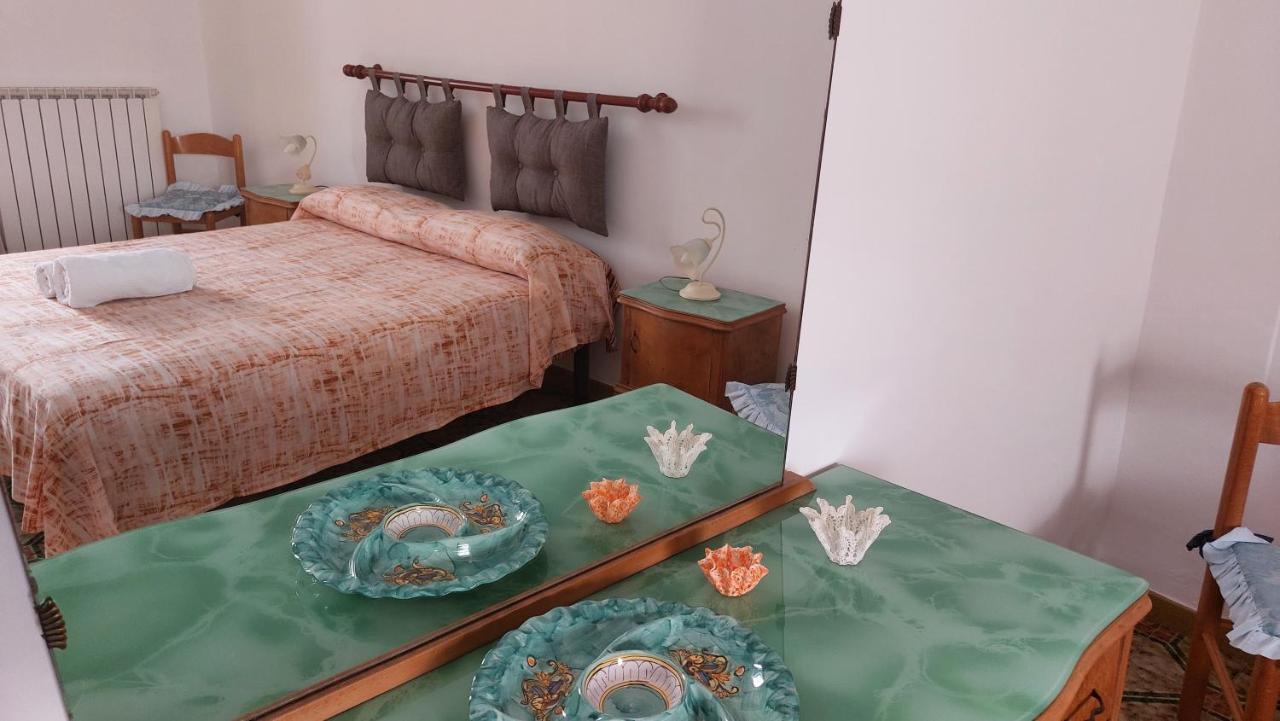 Jonia Appartamento Vacanze Vicino Al Mare Con Giardino プルサーノ エクステリア 写真